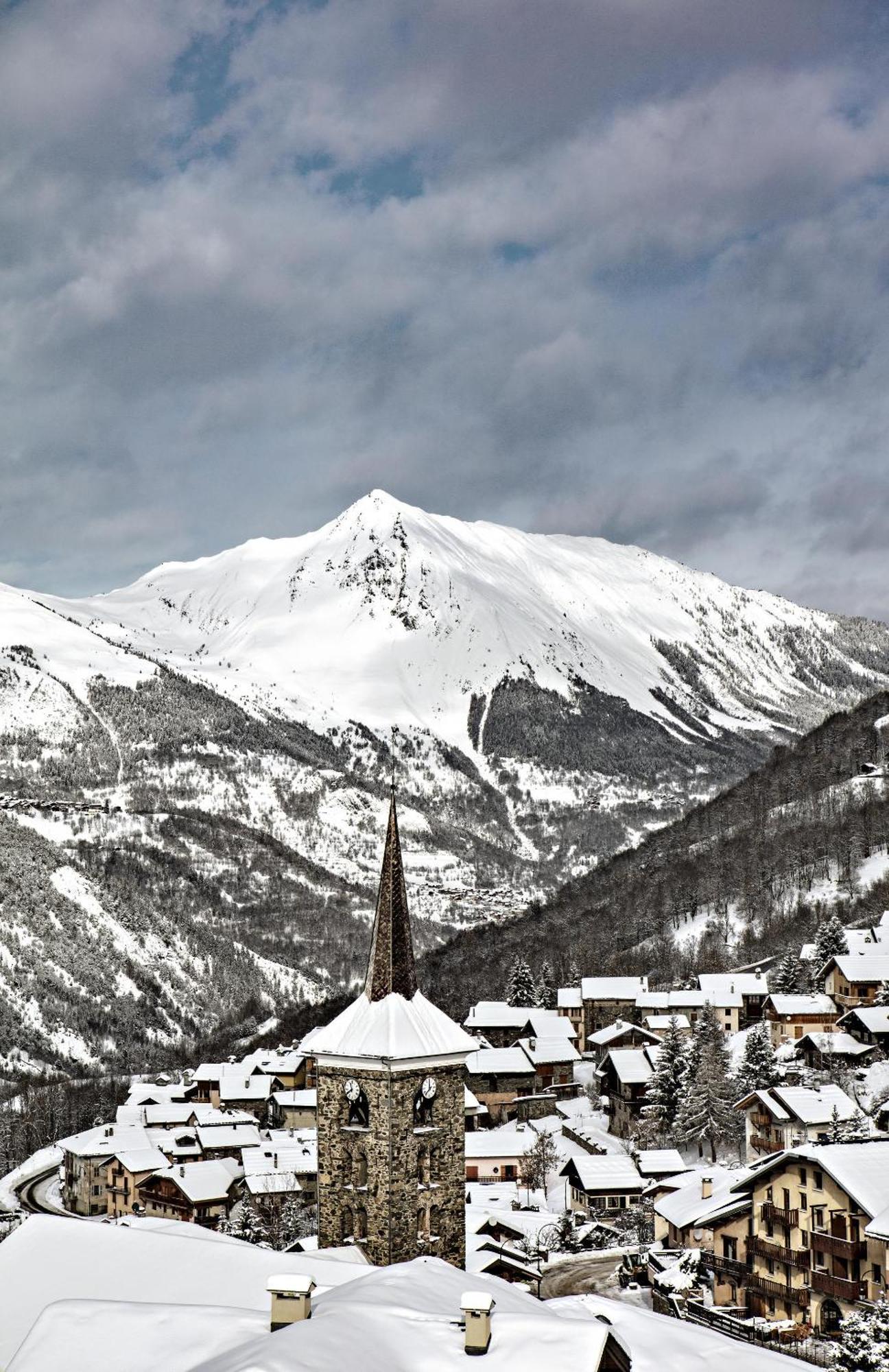 Appartements Du Saint-Martin ภายนอก รูปภาพ